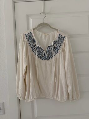 Lucky Brand Cream Tunic with Navy Floral Embroidery